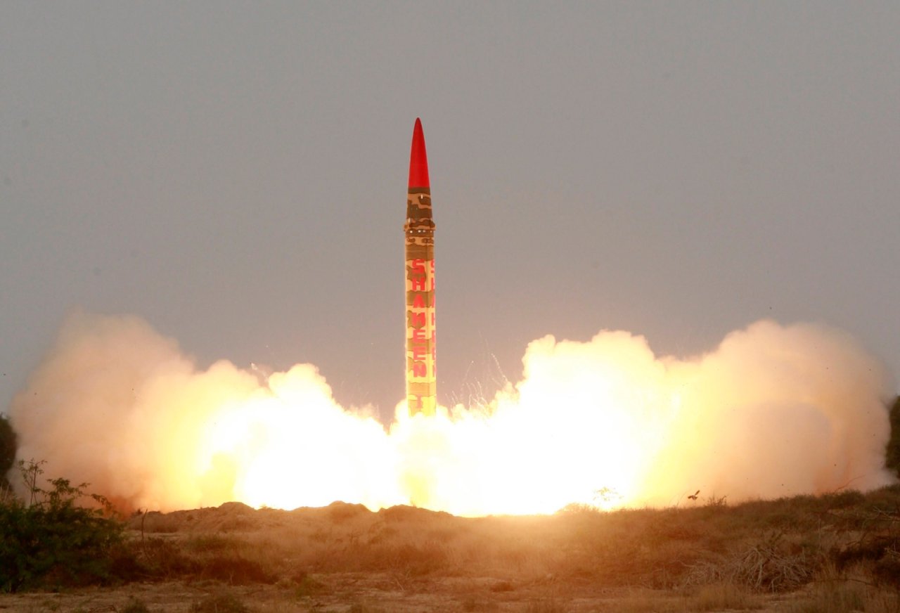 pakistan-has-over-100-nuclear-weapons-pointed-at-india-and-millions